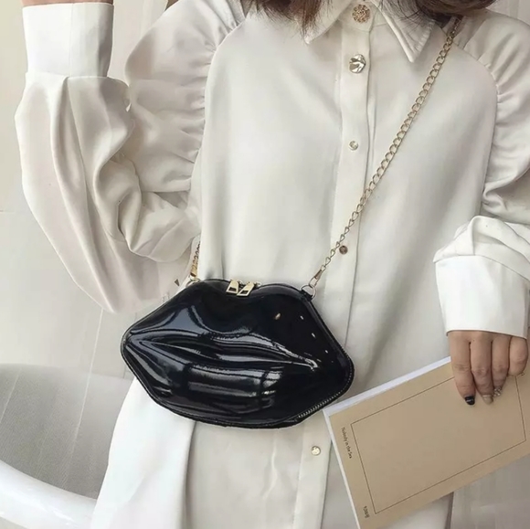 (FREE WITH PURCHASE) Black Lips Purse - Picture 3 of 4